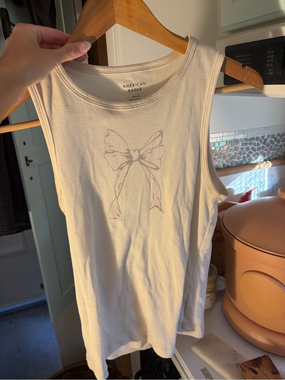 American Eagle Outfitters Cream Ribbed Tank with Bow Sketch